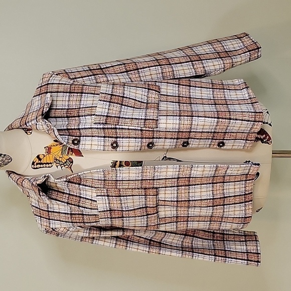 MELLODAY plaid waist length flannel jacket.  Pockets.  Size is Small. - Picture 1 of 7